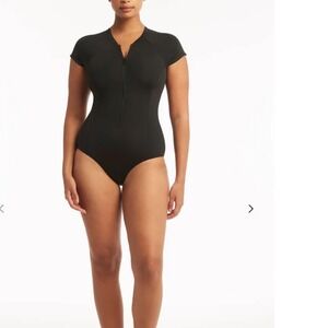 Sea Level Australia Eco Essentials Short Sleeve One Piece Swimsuit Black 8 NEW